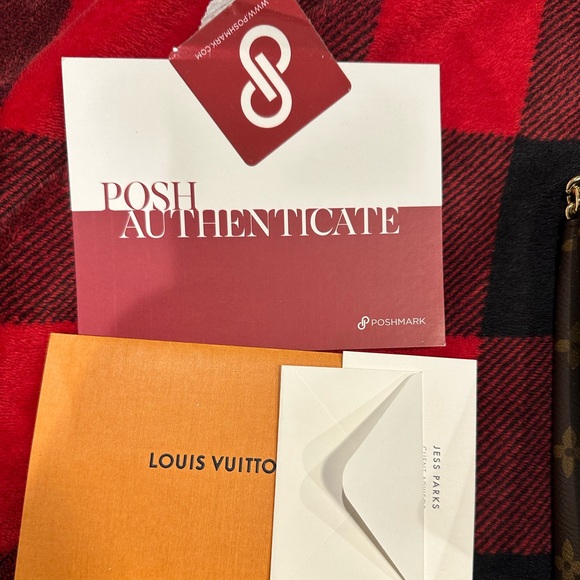 Louis Vuitton St Placide - Picture 14 of 14